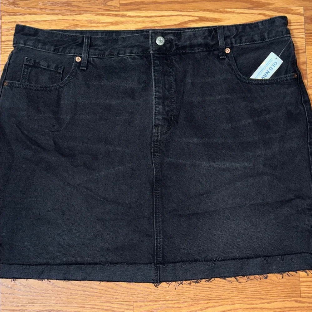 Old Navy Dark Blue Denim Midi Skirt
